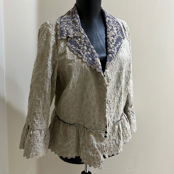 Soft Surroundings Jackets & Blazers - Soft surroundings gray floral embroidered button down jacket M